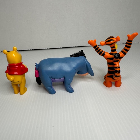 Lot of 3 Disney Winnie the Pooh PVC Figures Cake Toppers Pooh, Tigger, Eeyore - Picture 4 of 9